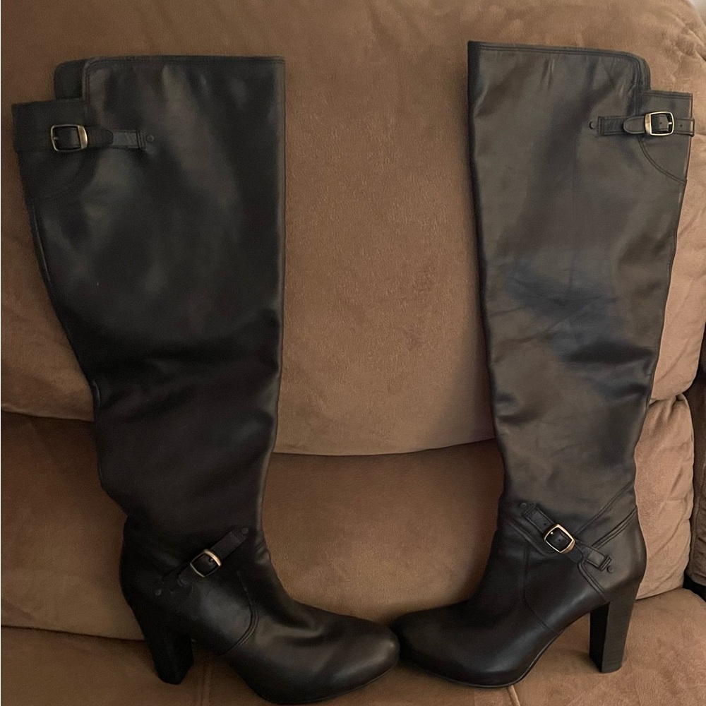 Leather Ugg Boots